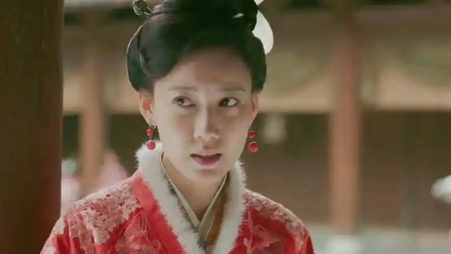 《知否知否应是绿肥红瘦》高露古装造型