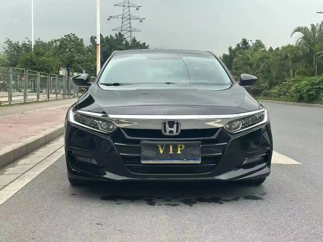 新货上架2020年6月一手美女本田十代雅阁260精英版