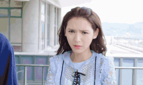 亲爱的公主病gif美女gif张予曦gif皱眉gif