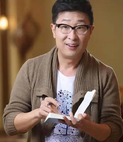 "丑男"林永健仓皇迎娶"最美军花",41岁有喜,今苦尽甘来_周冬齐_电视