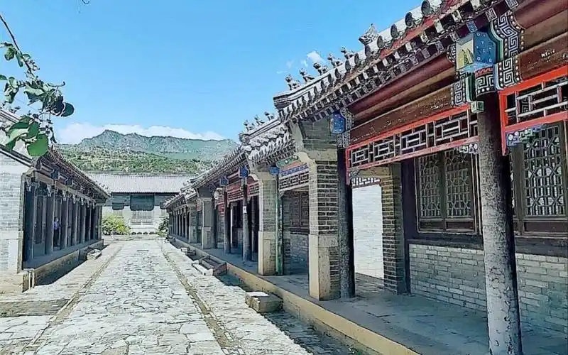 赤峰喀喇沁亲王府,内蒙古保存最完好规模最大的清代官邸古建筑群