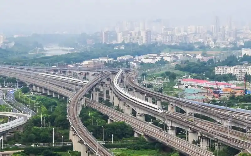 南京南站枢纽早高峰延时摄影
