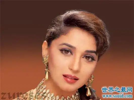 【图】世界上最美的女人第一名四十多岁,岁月宽恕了