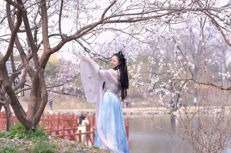 圆明园汉服拍照