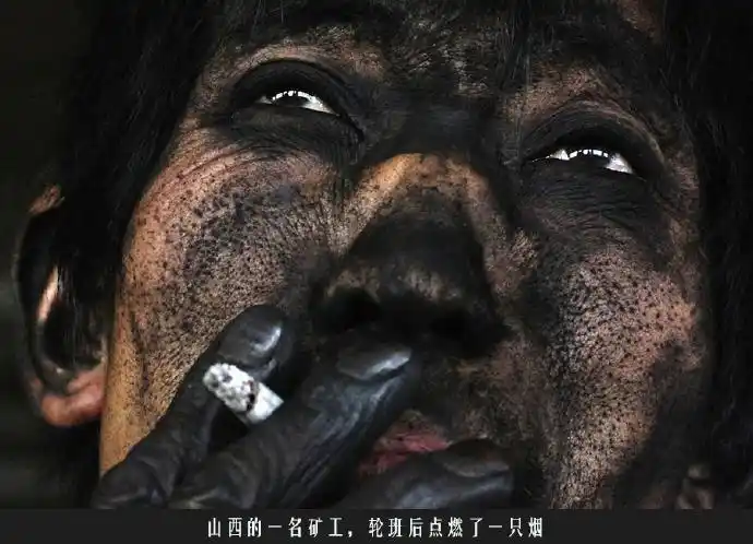 每张照片的背后都有这着它独特的故事有感人也有心酸