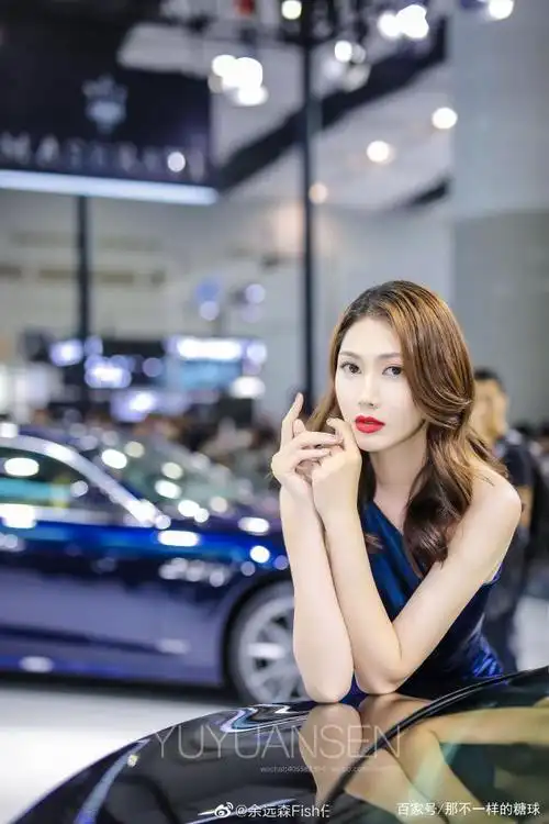 广州车模,美女配豪车
