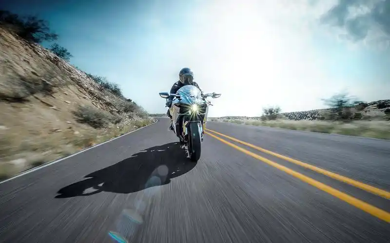 川崎忍者,h2,2015款,摩托车,炫酷,公路,汽车川崎忍者壁纸图片