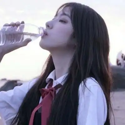 敲美侧颜_女生头像_我要个性网