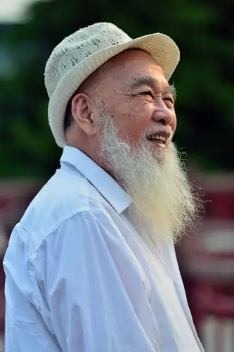 白胡子老人像