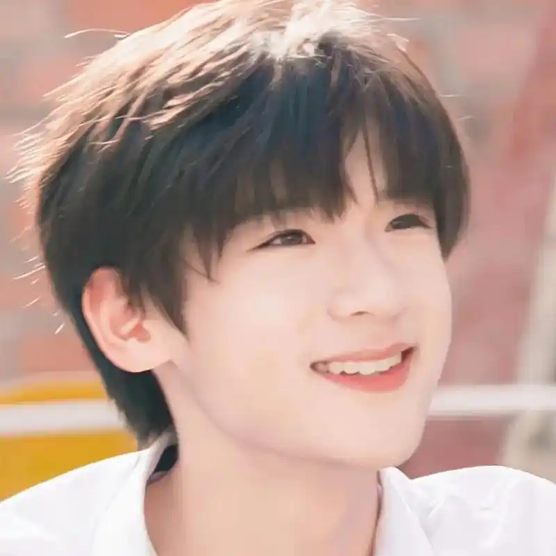 顺顺以后要多笑笑啊.#张峻豪 #tf家族张峻豪 #养成系 # - 抖音