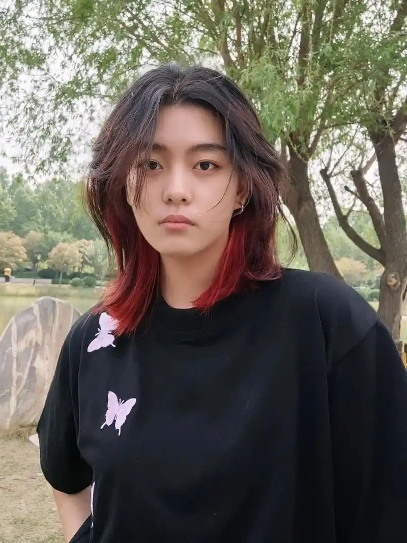 我宣布狼尾鲻鱼头这个发型谁留谁好看#不是吧这都拿不下你 #女 - 抖音