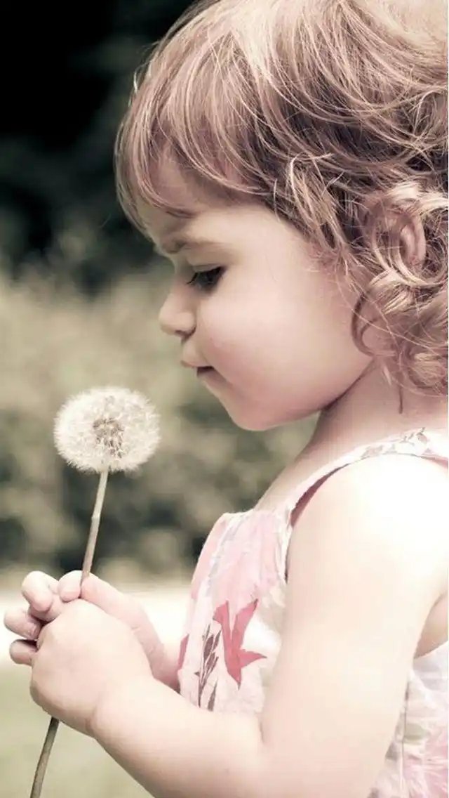 呆萌可爱治愈系小萝莉清新唯美手机壁纸