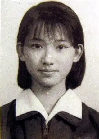 美女影星少年时代的漂亮照(组图)