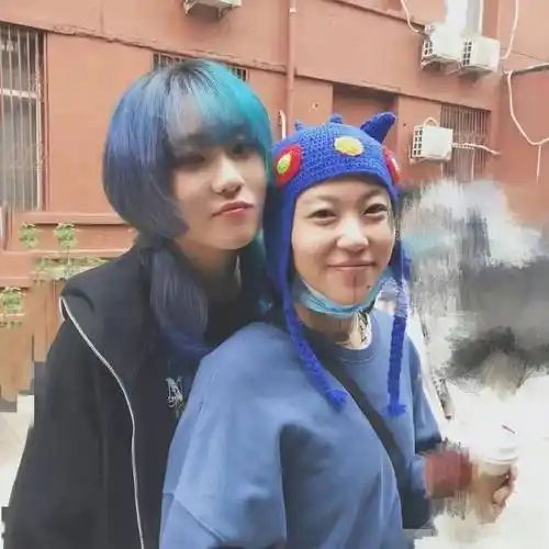 18岁李嫣晒性感身材火上热搜…网友:王菲,你怎么教的女儿?