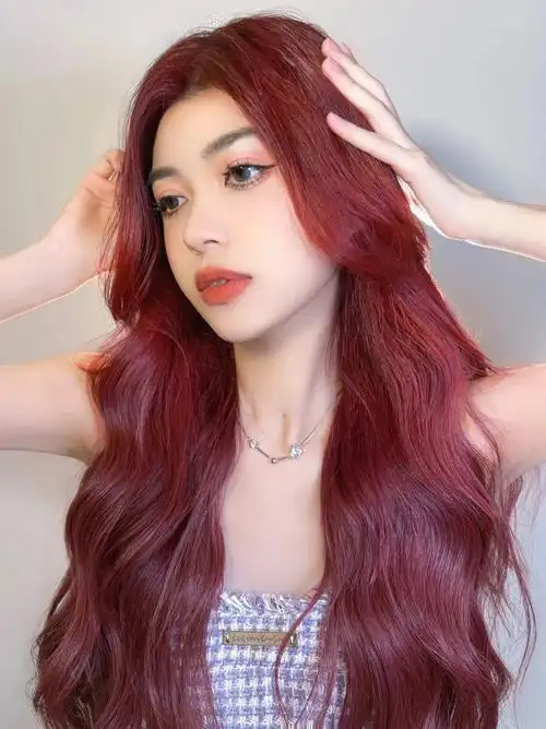 不用漂的高级发色 出来的效果绝了06超好看的晚葡萄酒红发色谁染谁