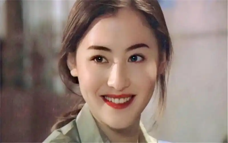 张柏芝年轻时有多美出场自带气场,一起欣赏香港最后一个美人