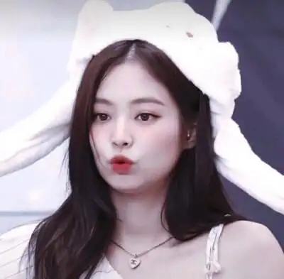 blackpink 金智妮jennie 头像