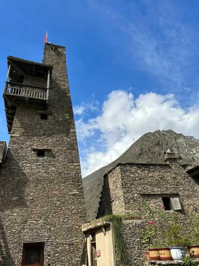 川西阿坝自驾游|桃坪羌寨 99黄渤电影《杀生》取景地:桃坪羌寨 99