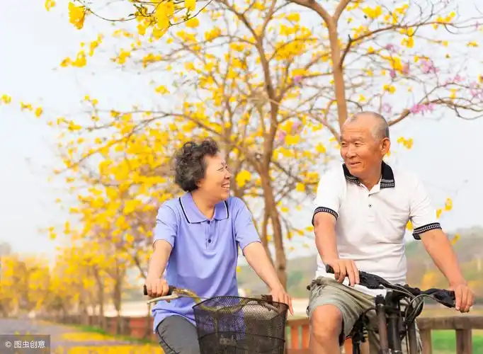 描述老年生活的五首诗,能做到的老人都被称为快乐神仙!