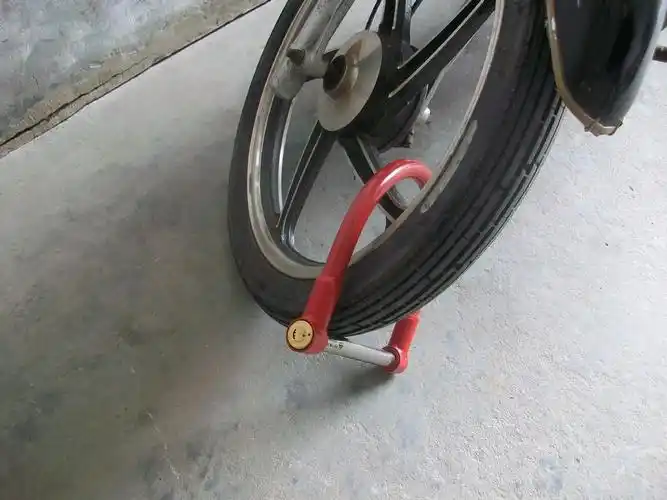 防搬防剪防撬电动车地桩锁 电动车车位锁