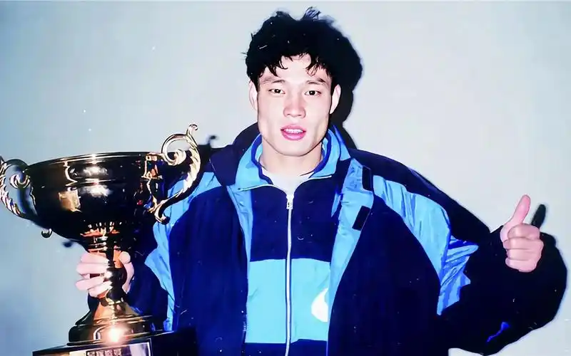 范志毅受聘为"申花监督员"!前国足队长这4球啥水平?