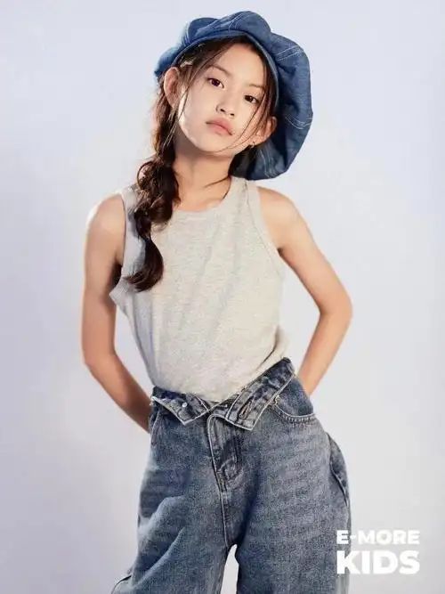 我十岁的女儿怎么这么会拍照呀