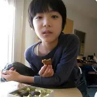 个性帅帅的酷酷的很淘气的可爱小男孩头像图片