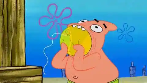 海绵宝宝派大星吃大气球让它在嘴里爆炸