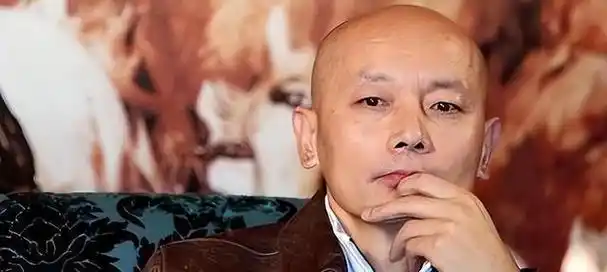 妹妹远在美国,父母也已离世,如今67岁无儿无女的葛优如何了