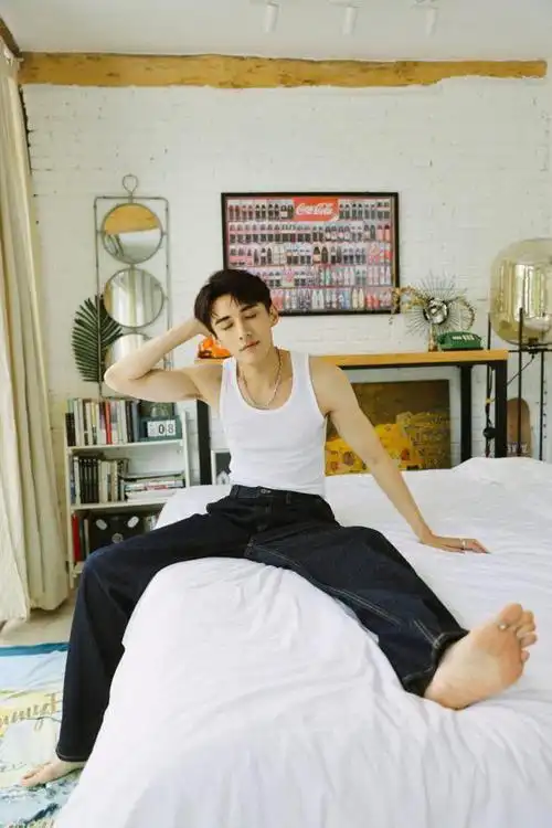 宋威龙|张艺兴_网易订阅