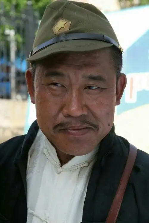 可以说是坏蛋专业户了吧.