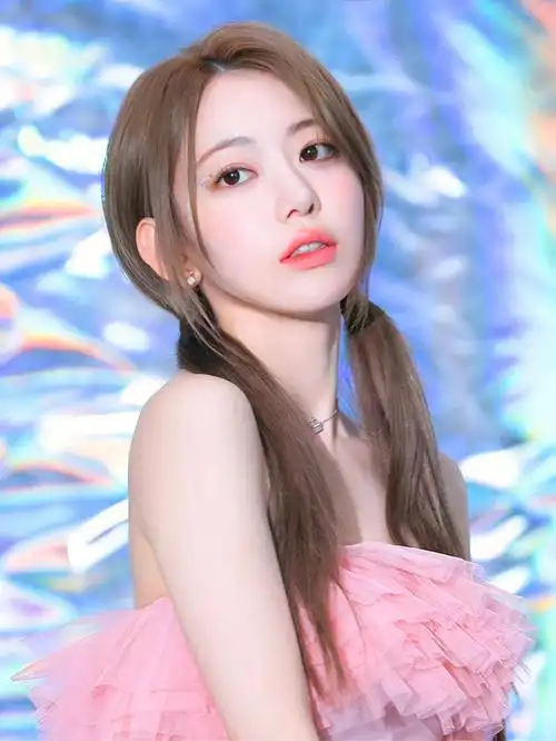 挑战每天发9张库存的爱豆之宫胁咲良