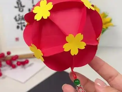 用圆形纸就可以完成你的元宵节手工灯笼作业,收藏起来吧#亲子手工