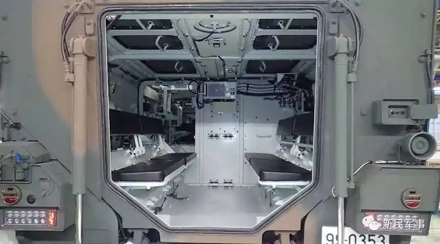 军事科技日本新型轮式装甲车初露端倪