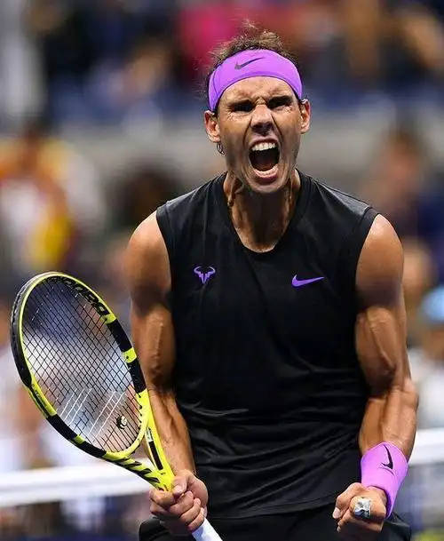 纳达尔连续世界排名前十周数的伟大纪录将会定格在912周