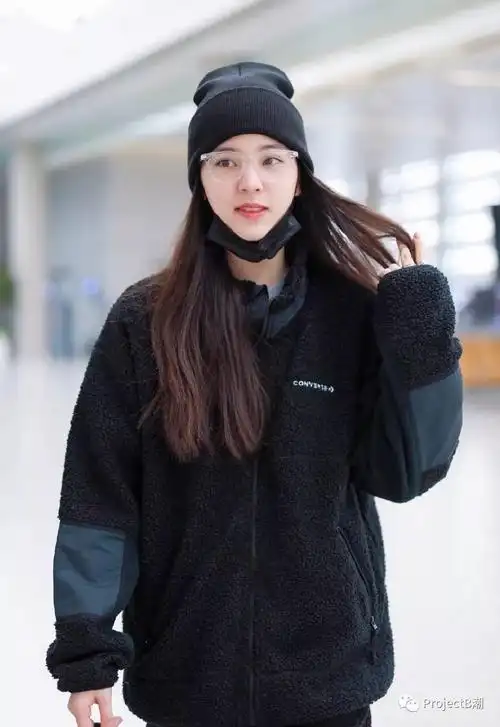 明星篇11月份女明星日常休闲穿搭街拍