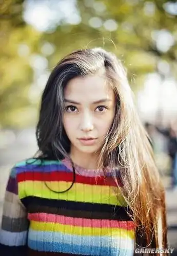 人怕出名猪怕壮 爆红后遭扒黑历史的十大女星