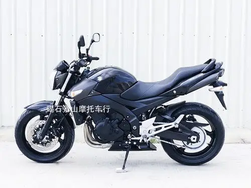 15年铃木小bk400街跑车摩托