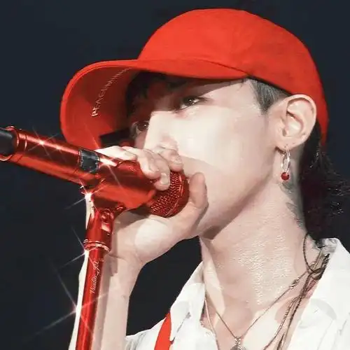 权志龙帅气超酷头像