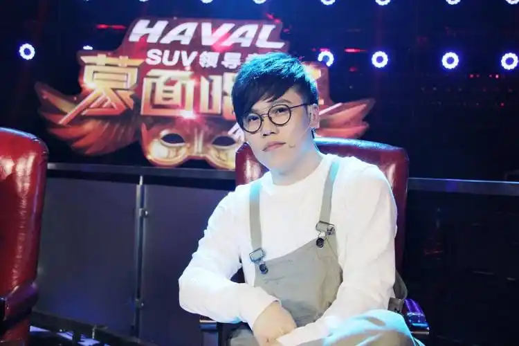 4,李琦中国好声音夺冠唱的是真实这首歌真实发行时间2013年10月 演唱