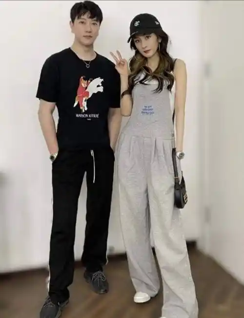 小鲜肉为杨幂庆生关系亲密似恋人,数十张合照被曝_迪丽热巴_好朋友