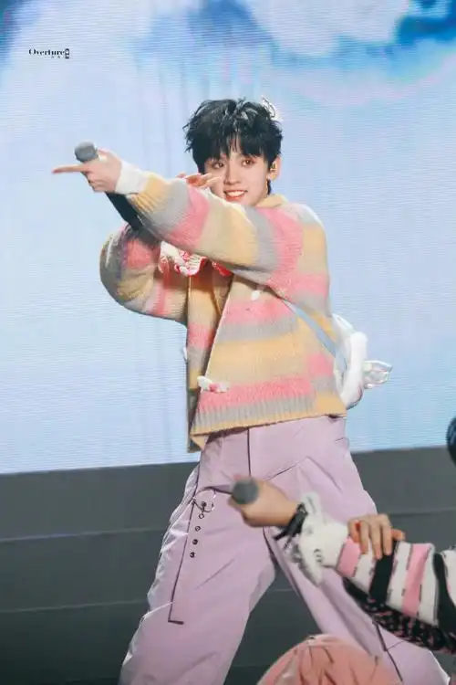 左航 视觉门面center##左航 三代唯一rap担