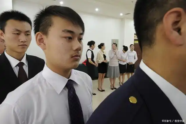 男生去面试空乘要注意什么?