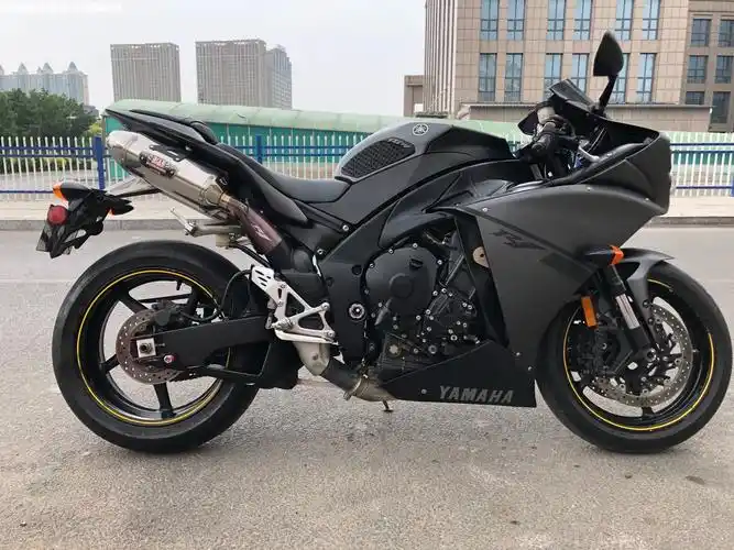10年雅马哈r1