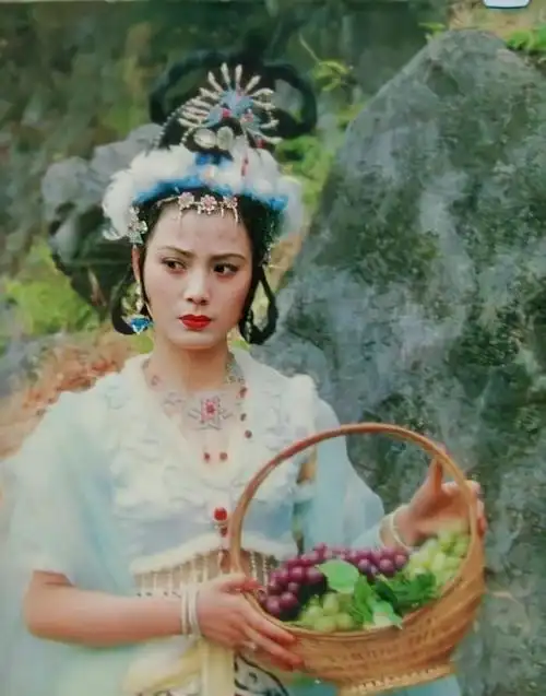 《西游记》十大美女现状对比,嫦娥身家丰厚,铁扇公主离世