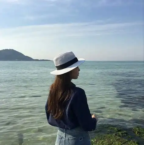 女生头像戴帽系背影头像 女生头像图片大全 -【爱个性】