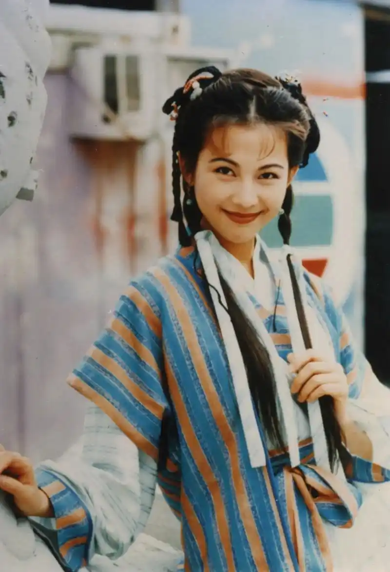 蔡少芬个人信息简介(婚后连生三胎,如今非常幸福)-韩剧网-最新韩剧