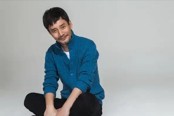 总演配角的田小洁戏红人不红,9年婚姻走向终点,二婚娶大3岁江珊_腾讯