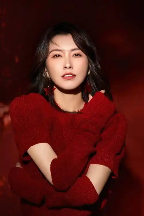 徐洁儿新写真大片美出圈|演员|妆容_网易订阅