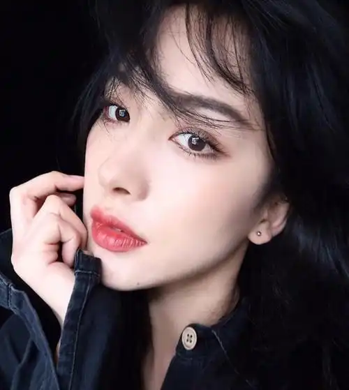 眼睛长得妩媚的女生 女生好看的5种眼型-第6张图片-秋霞网